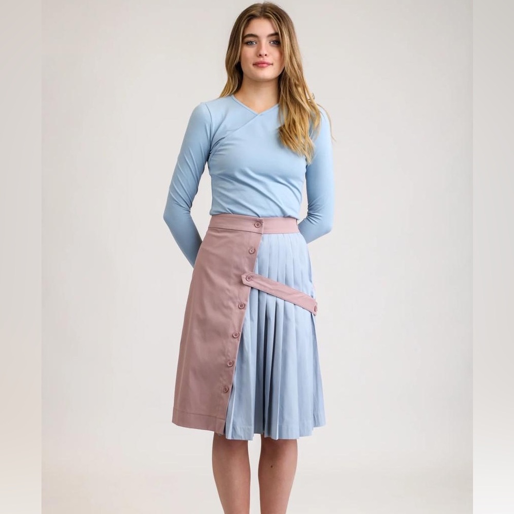 Udel Two Toned Half Pleated Skirt